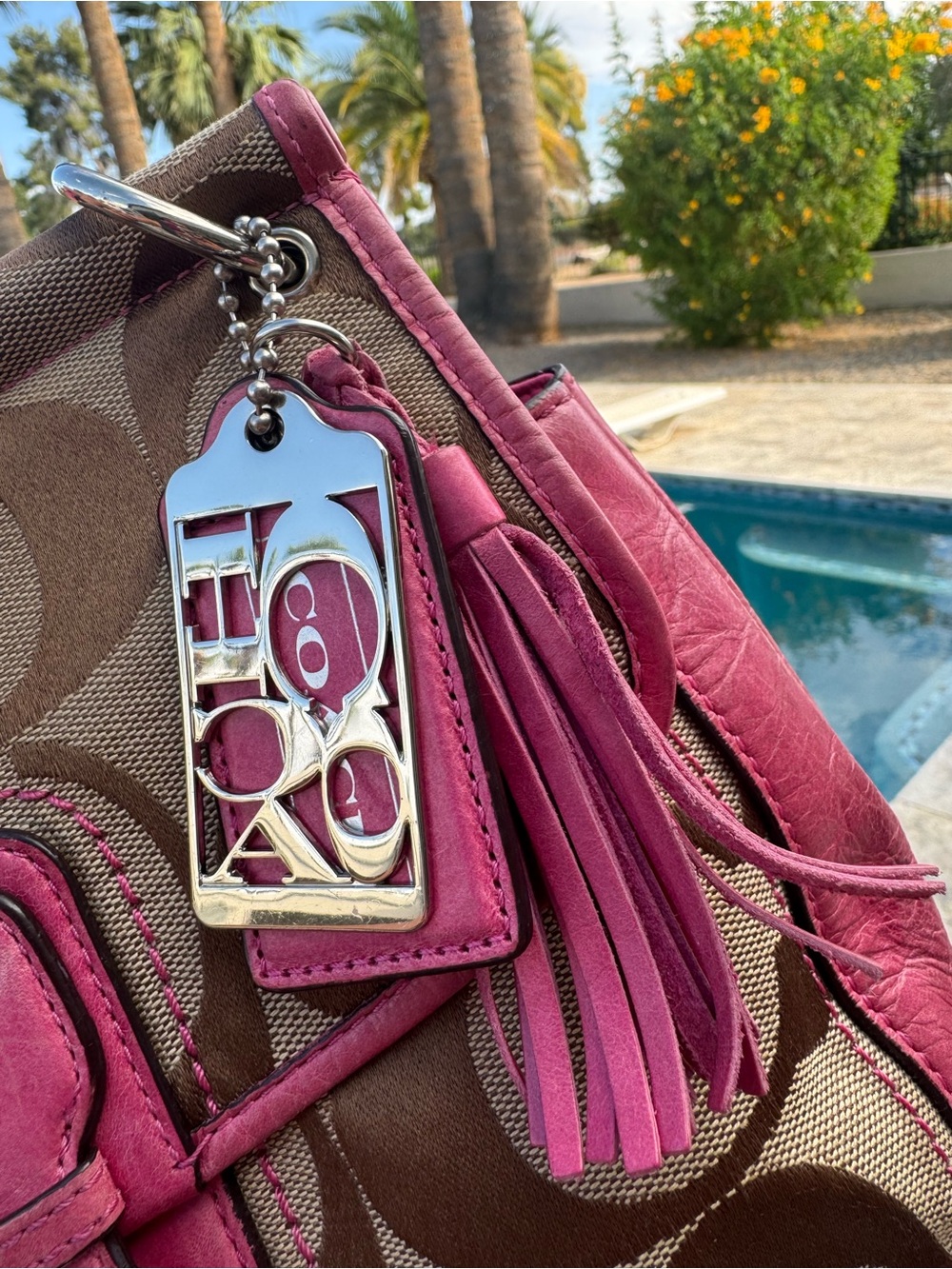 Coach Willis 2011 Limited Ed bag & multi hangtag Legacy lining crossbody 2-way - Picture 9 of 16